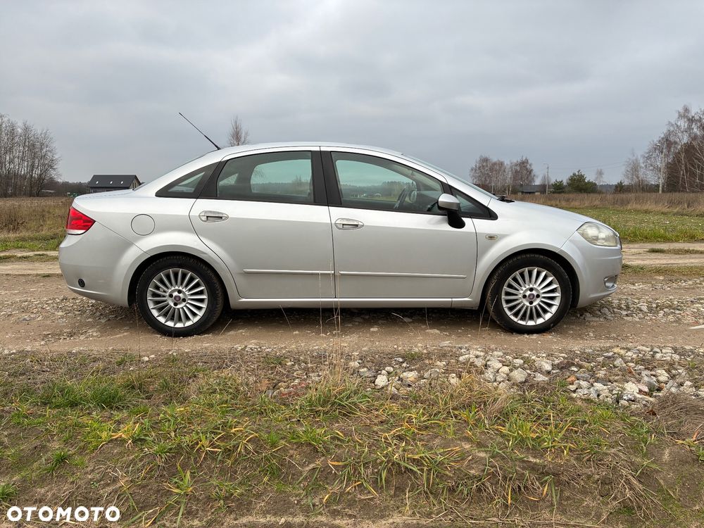 Fiat Linea 1.4 Dynamic - 10
