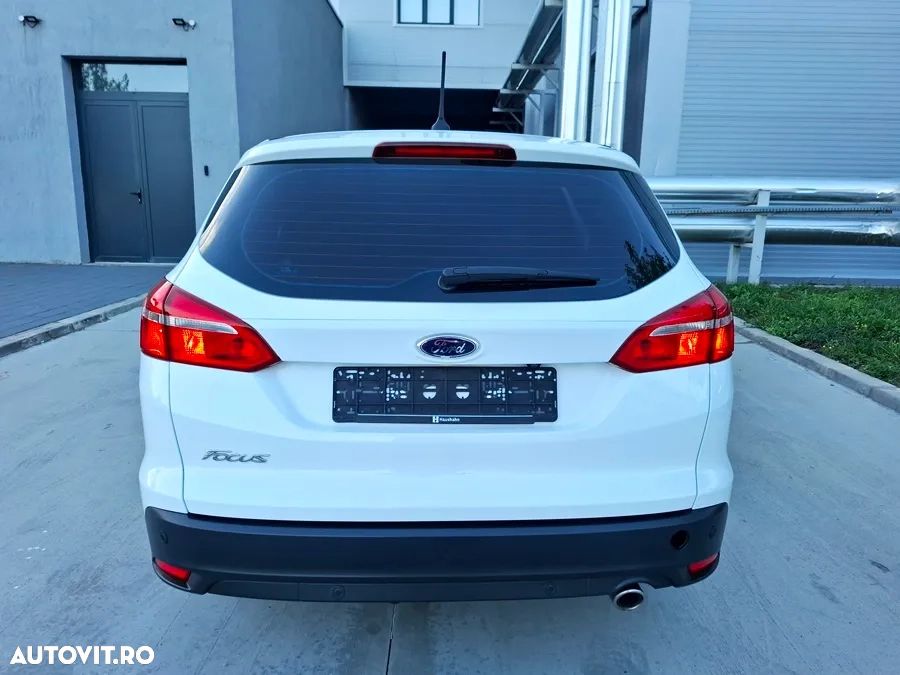 Ford Focus 2.0 EcoBlue Titanium Business - 10