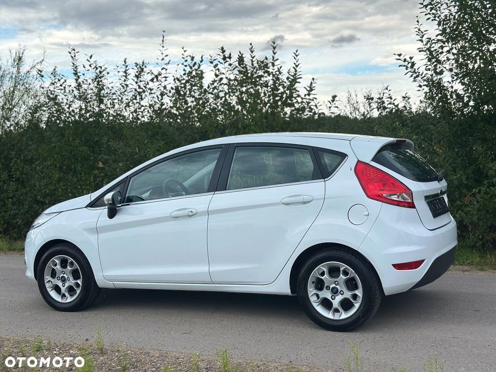 Ford Fiesta - 13