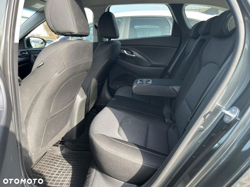 Hyundai i30 - 25