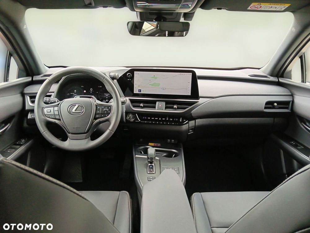 Lexus UX 300h F Sport Design - 13