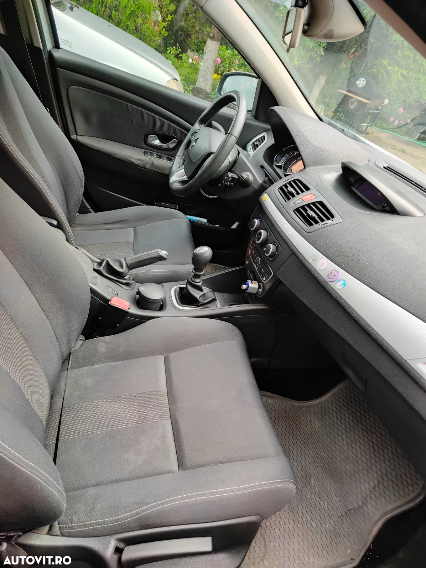 Renault Megane Sedan 1.6 16V Authentique - 5