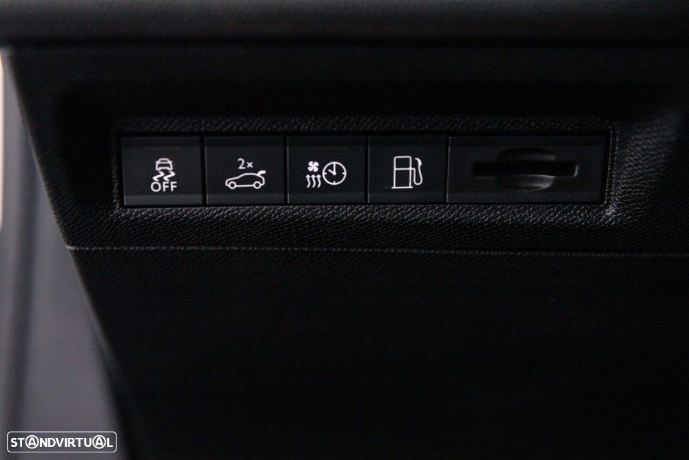 Peugeot 308 SW 1.6 Hybrid GT e-EAT8 - 39