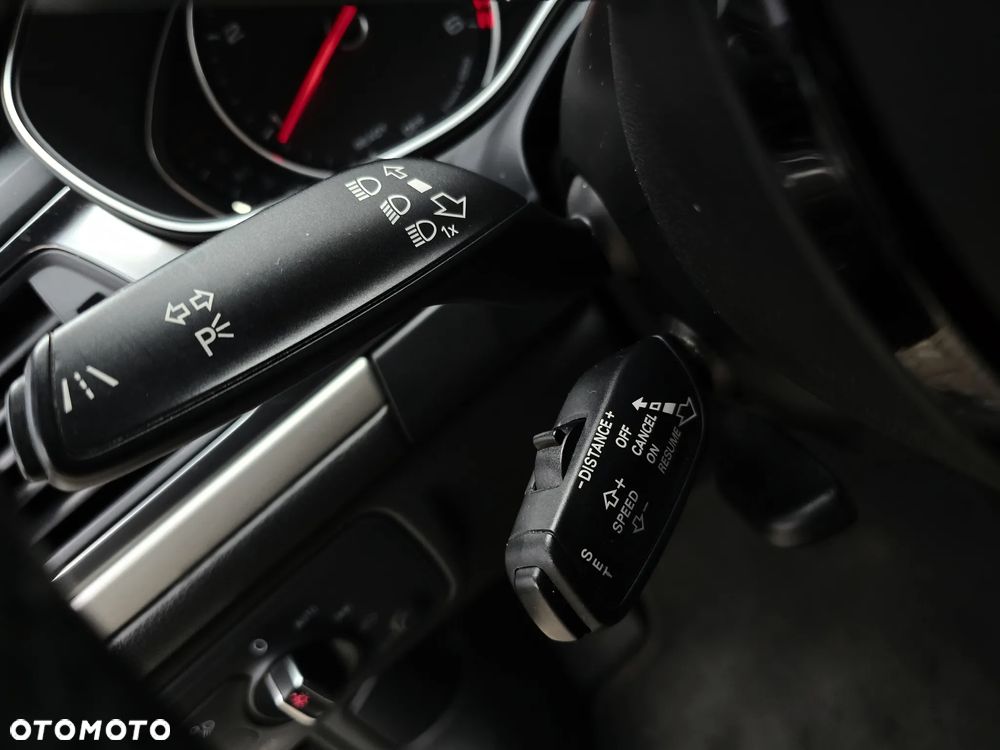 Audi A6 Avant 2.0 TDI ultra S tronic - 19