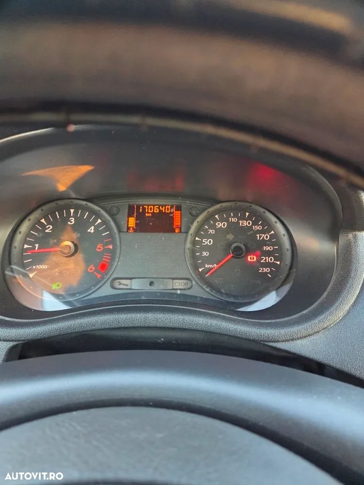 Renault Clio 1.5 dCi Grandtour Expression - 11