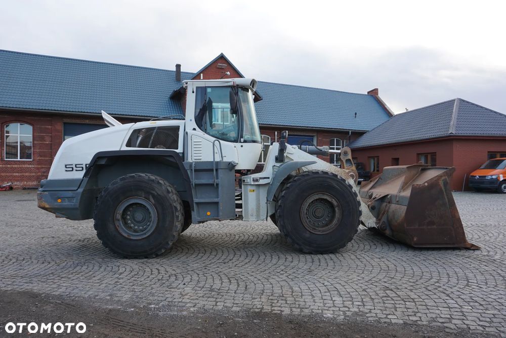 Liebherr L 556 - 2