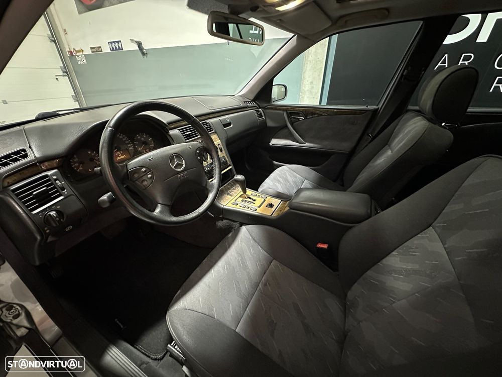Mercedes-Benz E 270 - 7