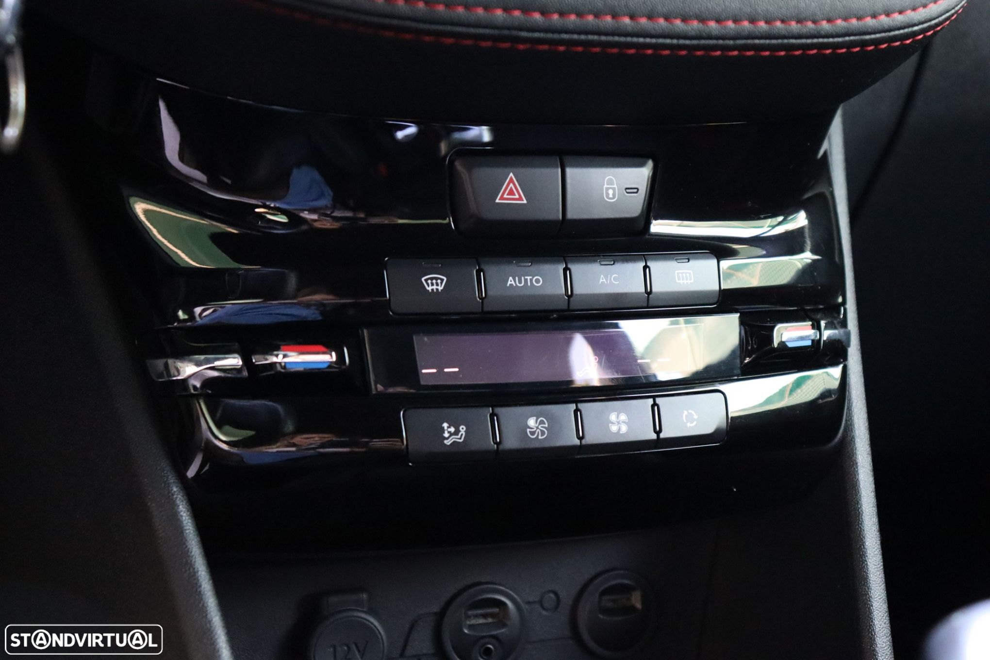 Peugeot 208 1.6 THP GTi - 21