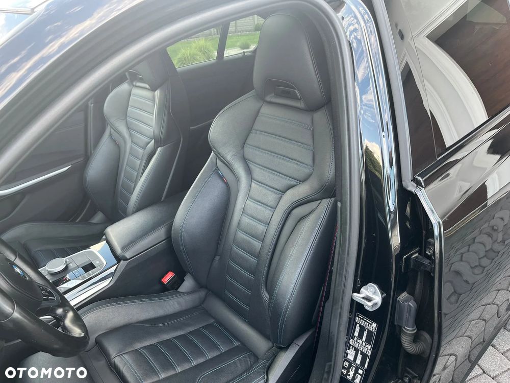 BMW Seria 3 330i xDrive M Sport - 20