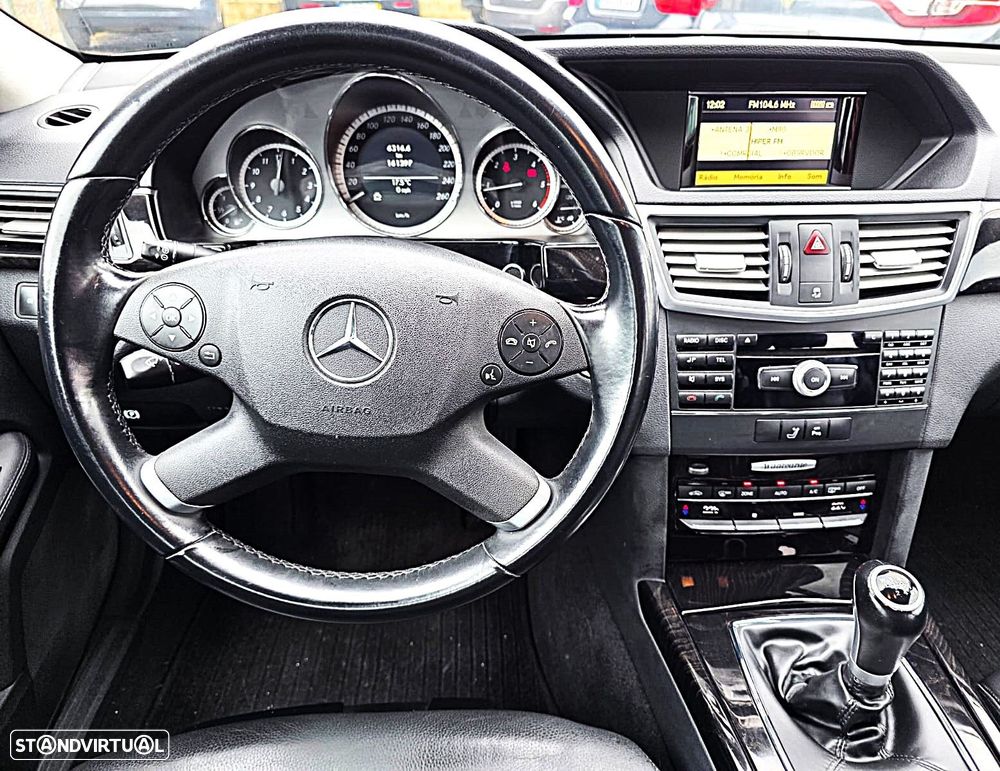 Mercedes-Benz E 250 CDi Avantgarde BlueEfficiency - 17