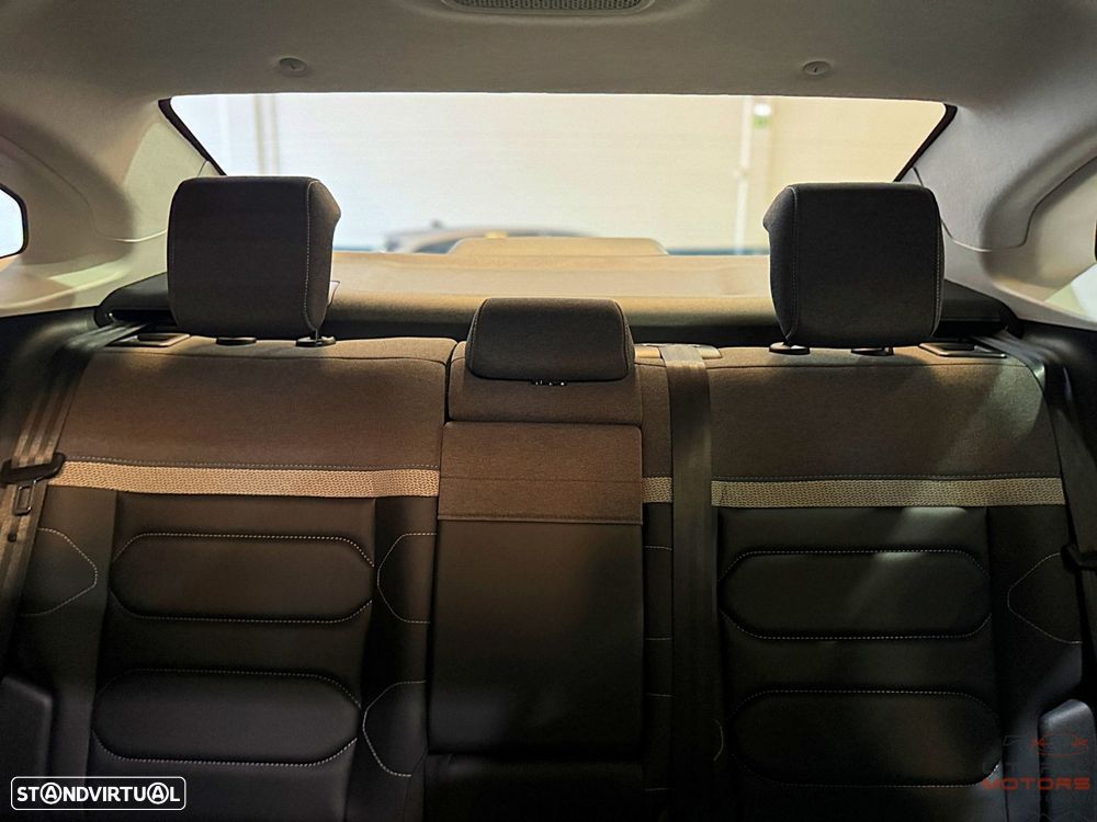 Citroën C4 X 1.2 PureTech Shine Pack EAT8 - 22
