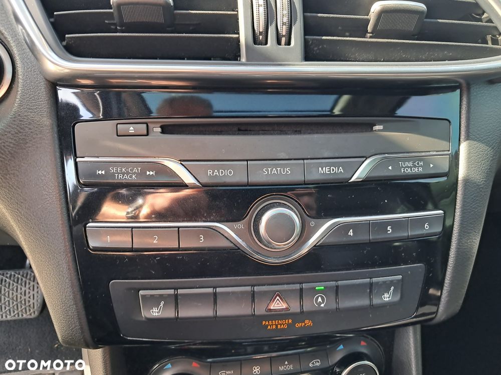 Infiniti QX30 2.0t Premium AWD 7DCT - 23