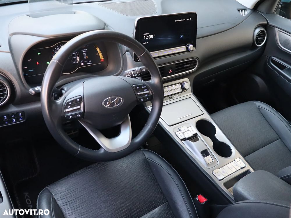 Hyundai KONA Premium - 16