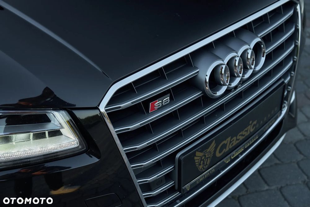 Audi S8 4.0 TFSI Quattro - 31