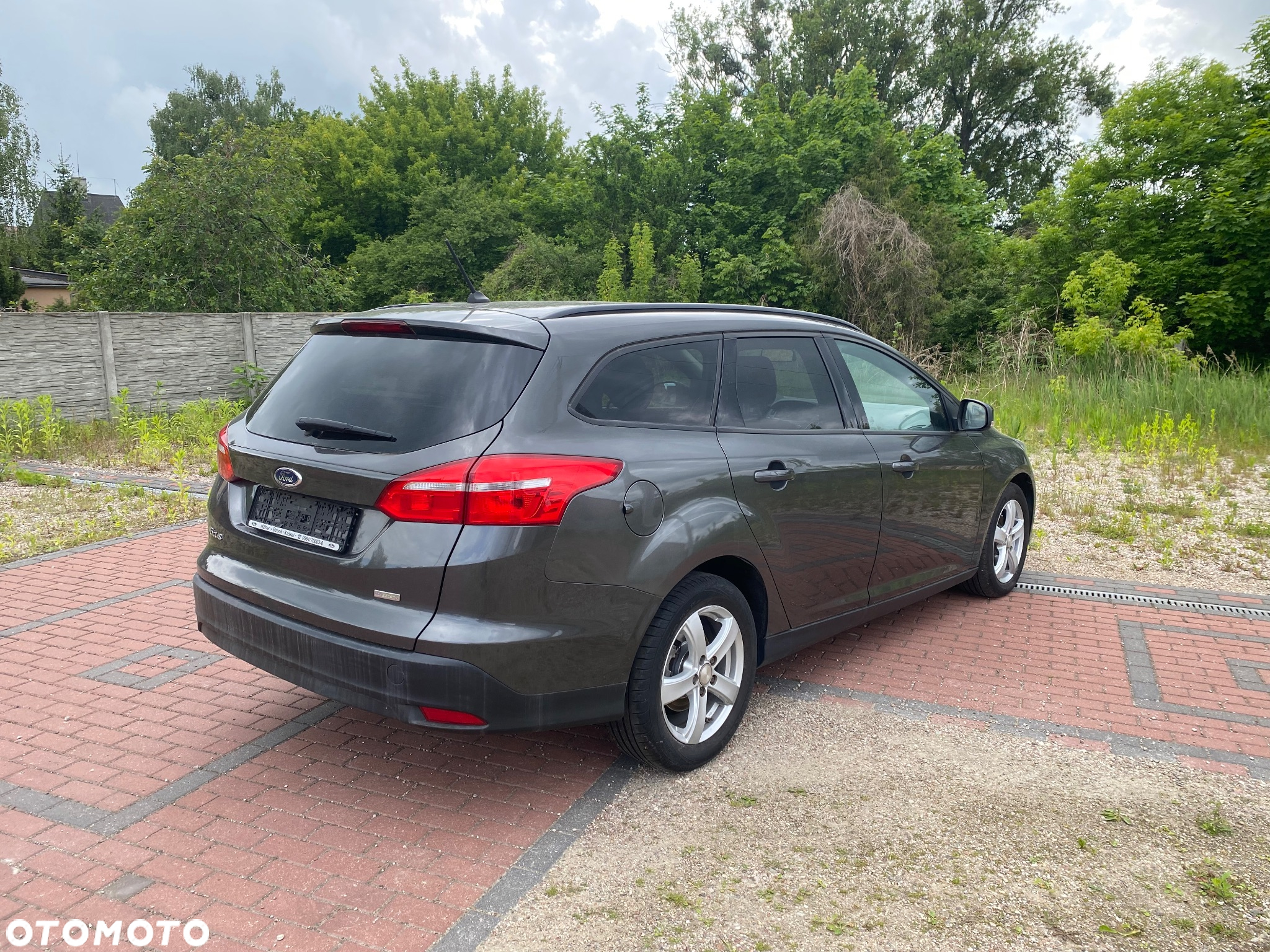 Ford Focus 1.0 EcoBoost Trend ASS - 10