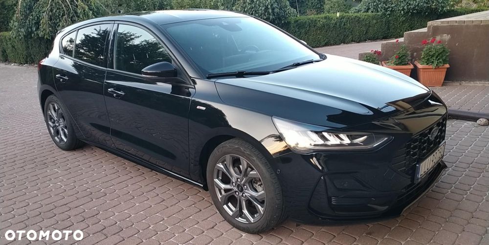Ford Focus 1.0 EcoBoost mHEV ST-Line X - 13