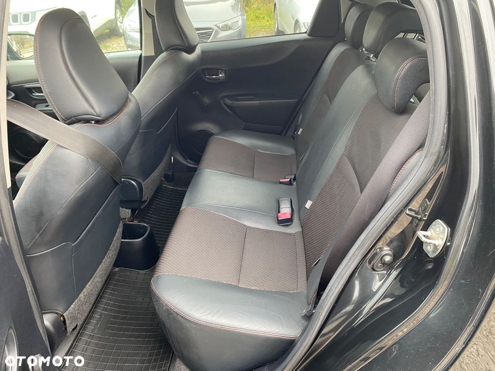 Toyota Yaris 1.33 Prestige - 26