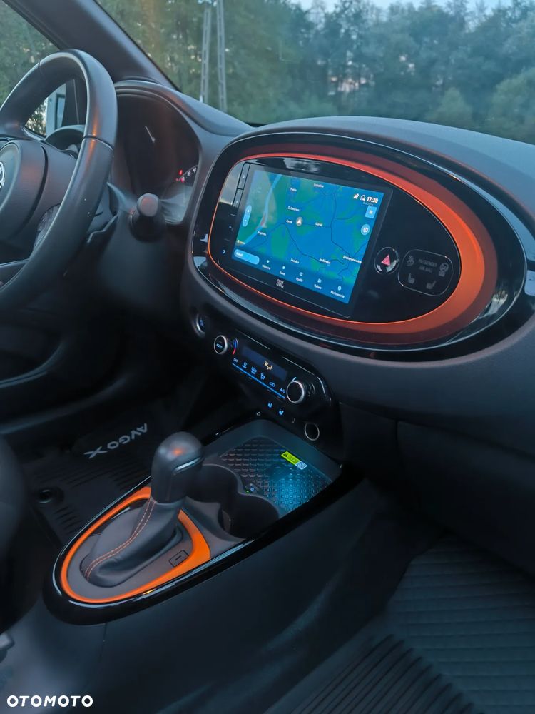 Toyota Aygo X S-CVT Air JBL - 22
