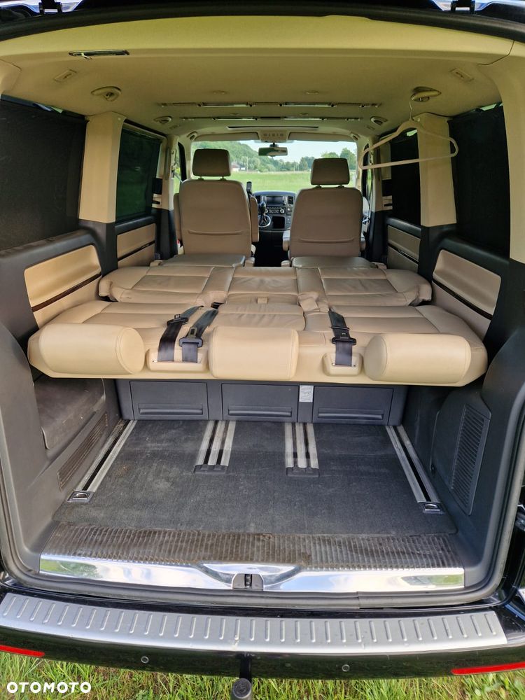 Volkswagen Multivan - 29
