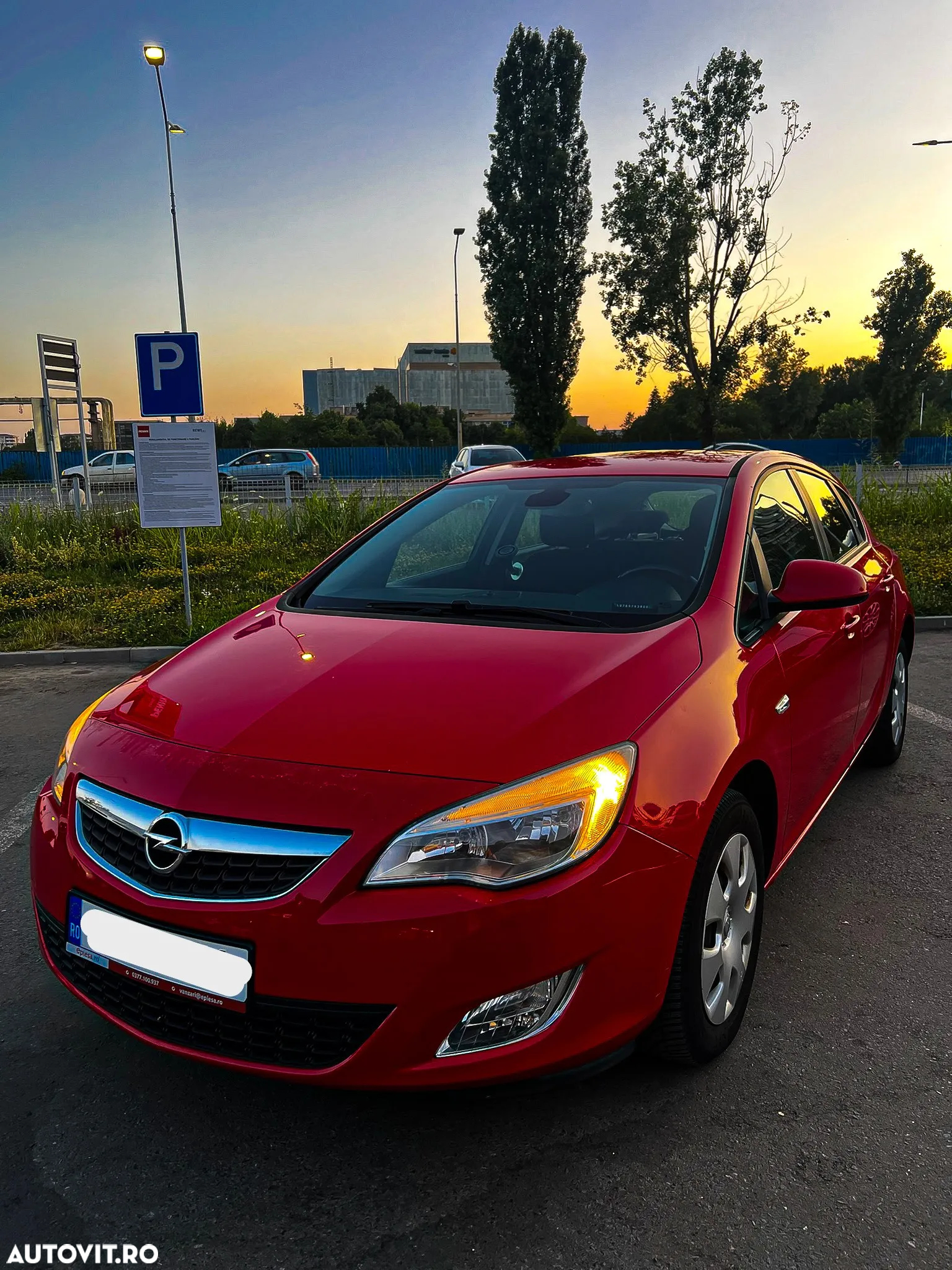 Opel Astra 1.6 Enjoy - 2