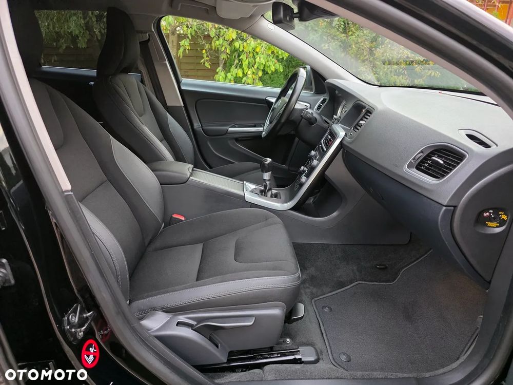 Volvo V60 - 27