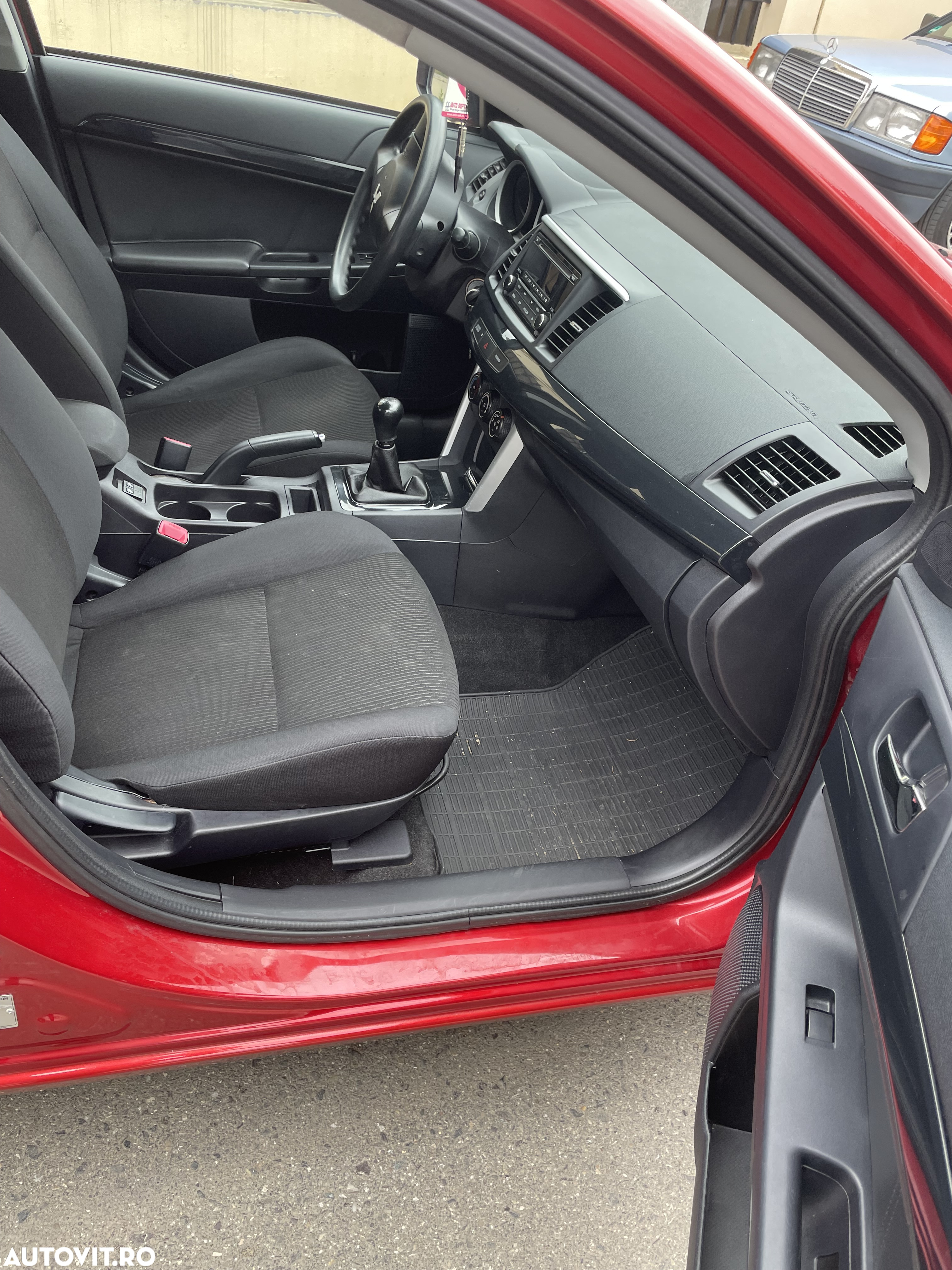 Mitsubishi Lancer 1.6 - 17