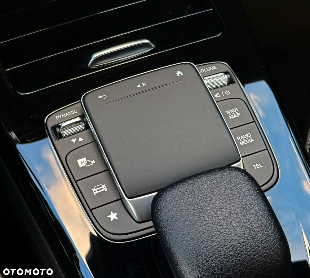 Mercedes-Benz CLA 200 d AMG Line 8G-DCT - 26