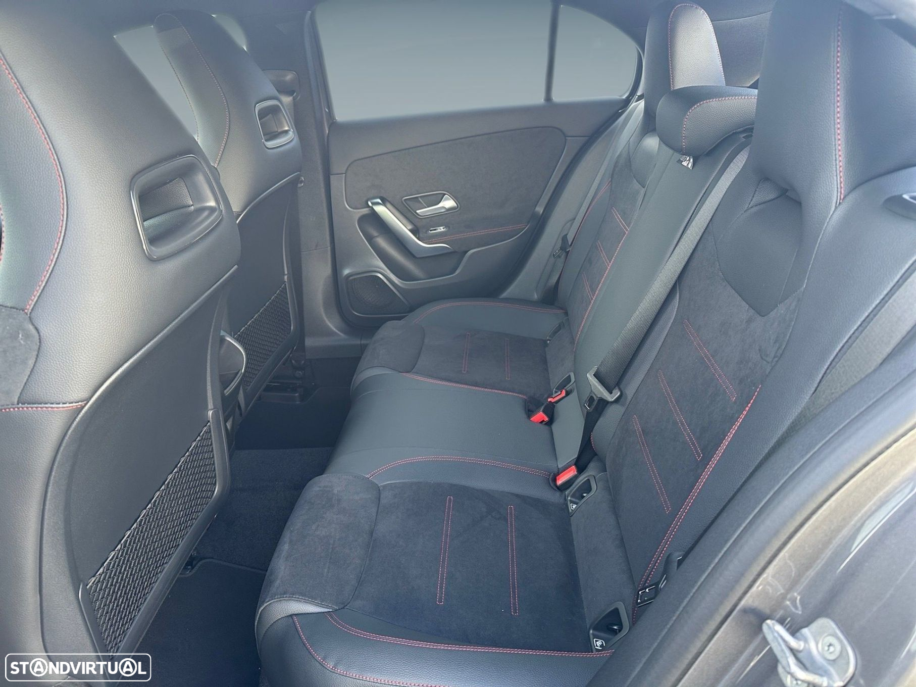 Mercedes-Benz A 200 - 12