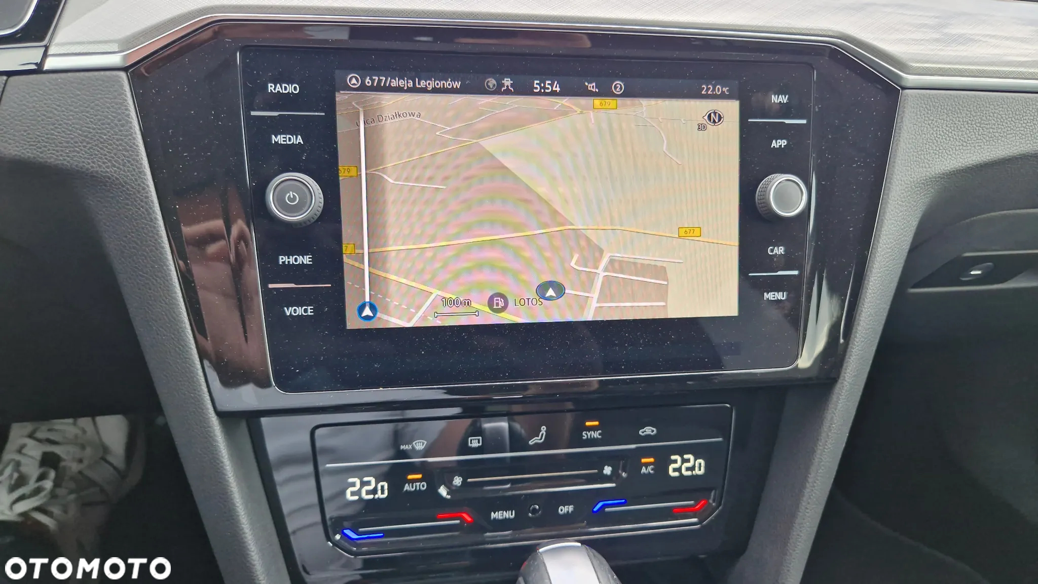 Volkswagen Passat Variant 2.0 TDI SCR DSG Business - 16