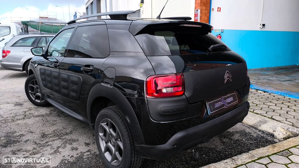 Citroën C4 Cactus 1.6 BlueHDi Shine ETG6 - 19