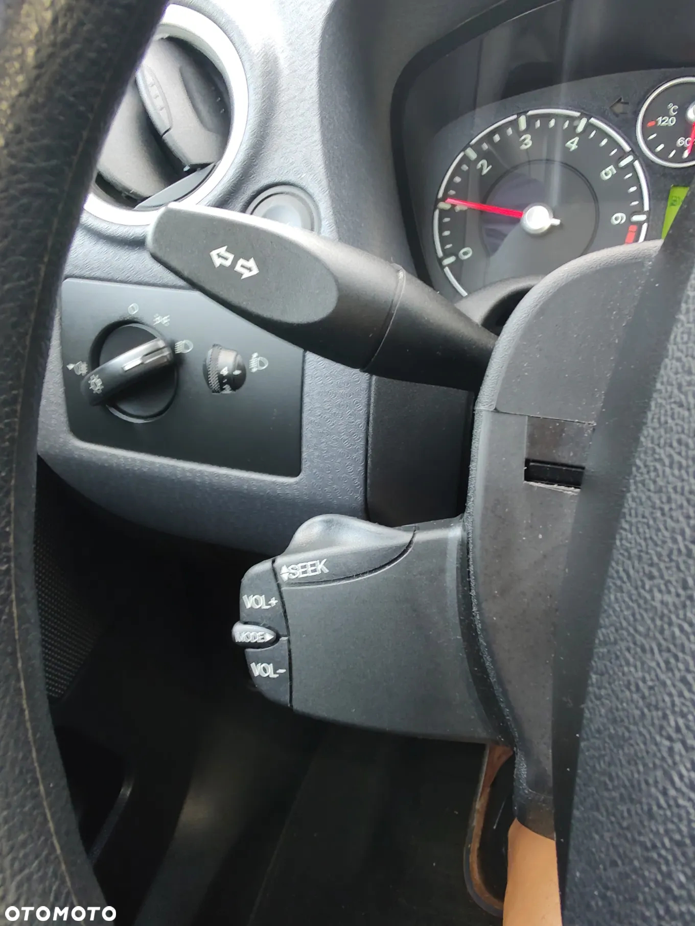Ford Fusion 1.6 Elegance - 17