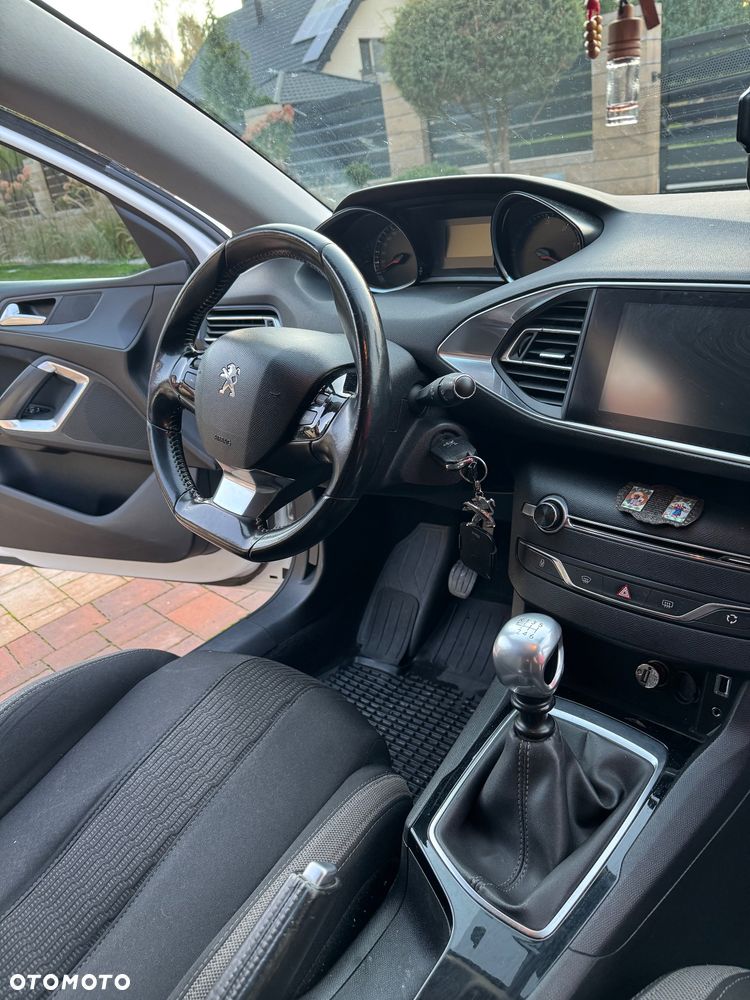 Peugeot 308 BlueHDi 120 Stop & Start Active - 26