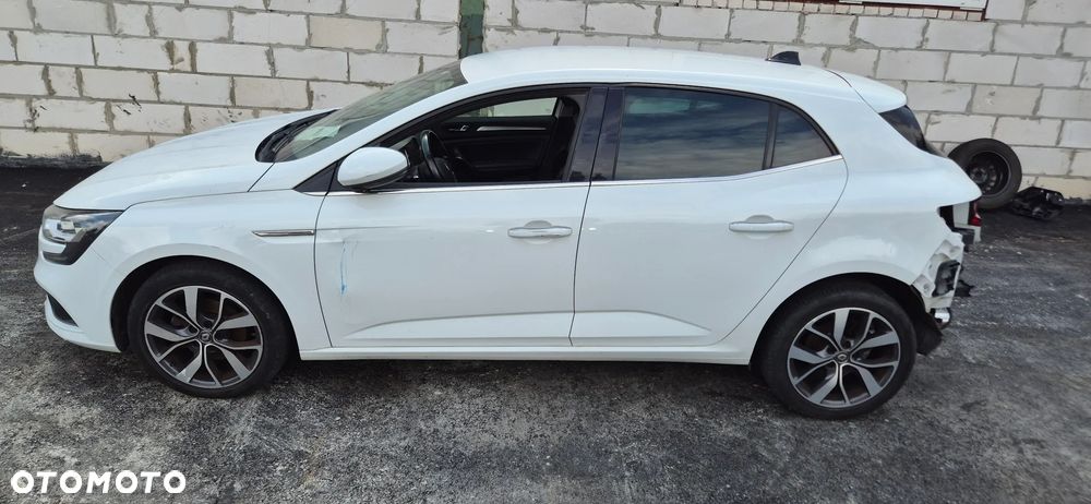 Renault Megane 1.5 dCi Limited EDC EU6 - 4