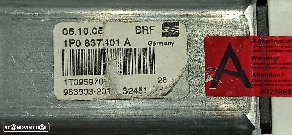 MOTOR ELEVADOR FRENTE ESQUERDO SEAT LEON (1P1) REFERENCE - 4