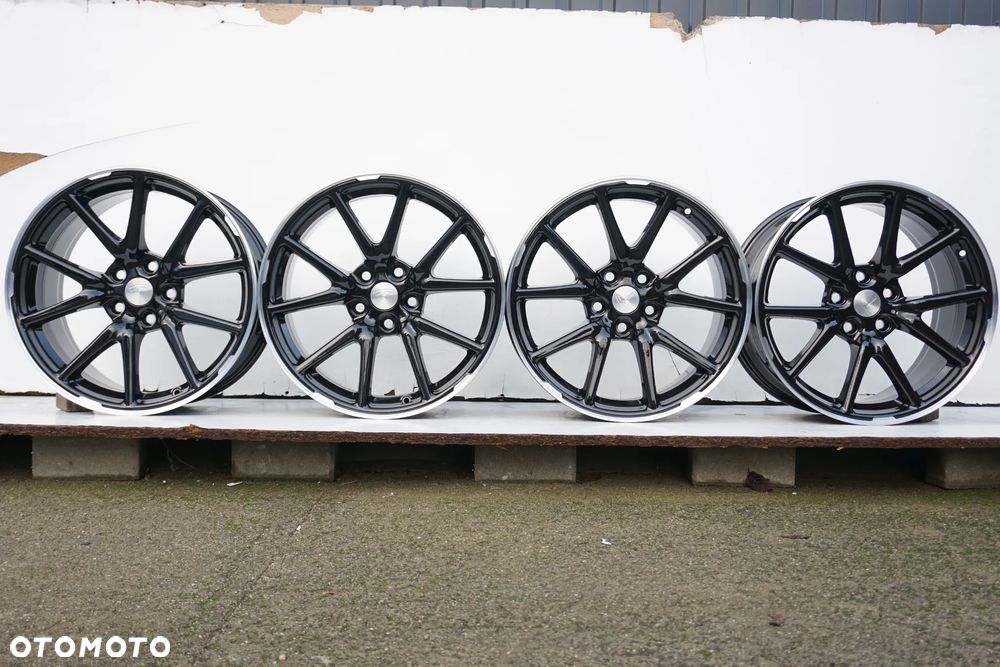 Tesla 5x114,3 18 8,5J et40 stan bdb - 4