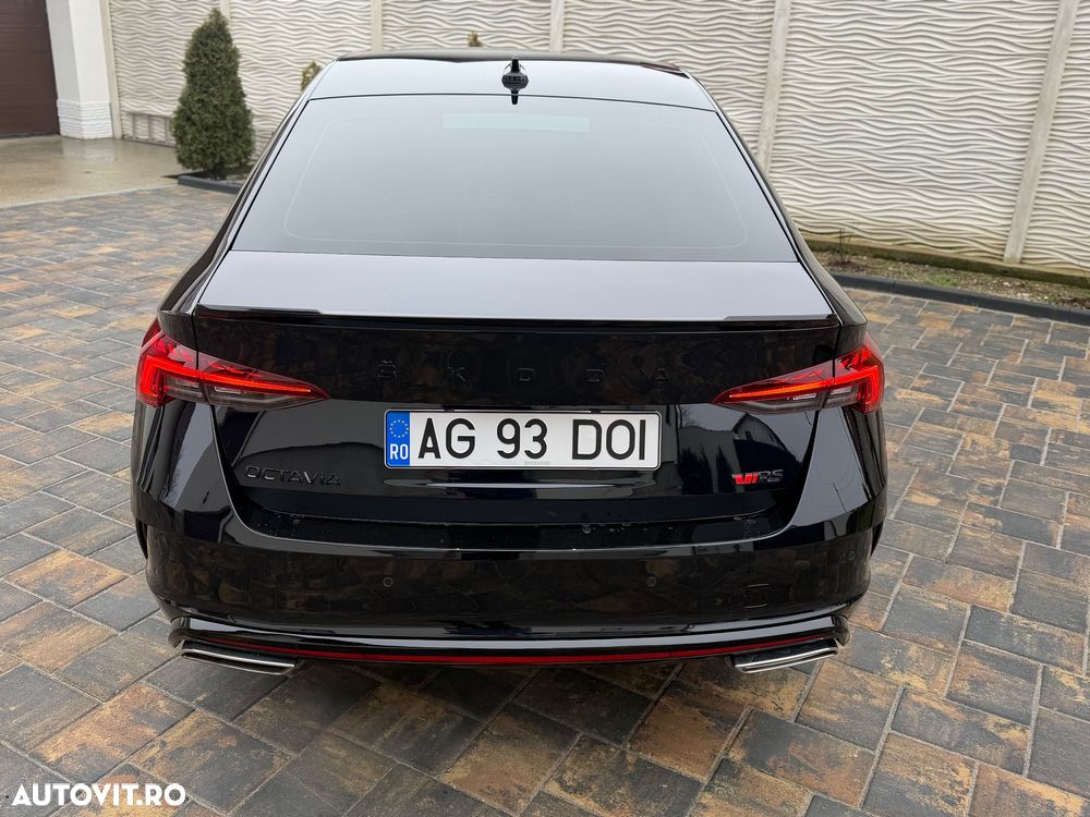 Skoda Octavia 2.0 TDI DSG RS Plus - 13