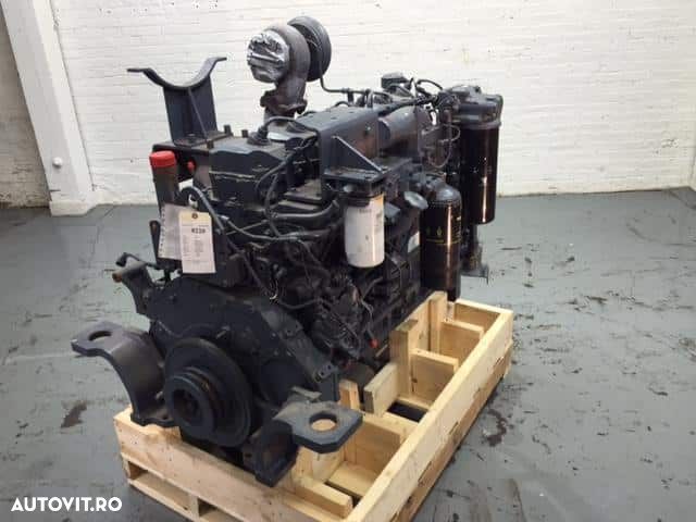 Motor komatsu saa6d 125-3 ult-023865 - 1