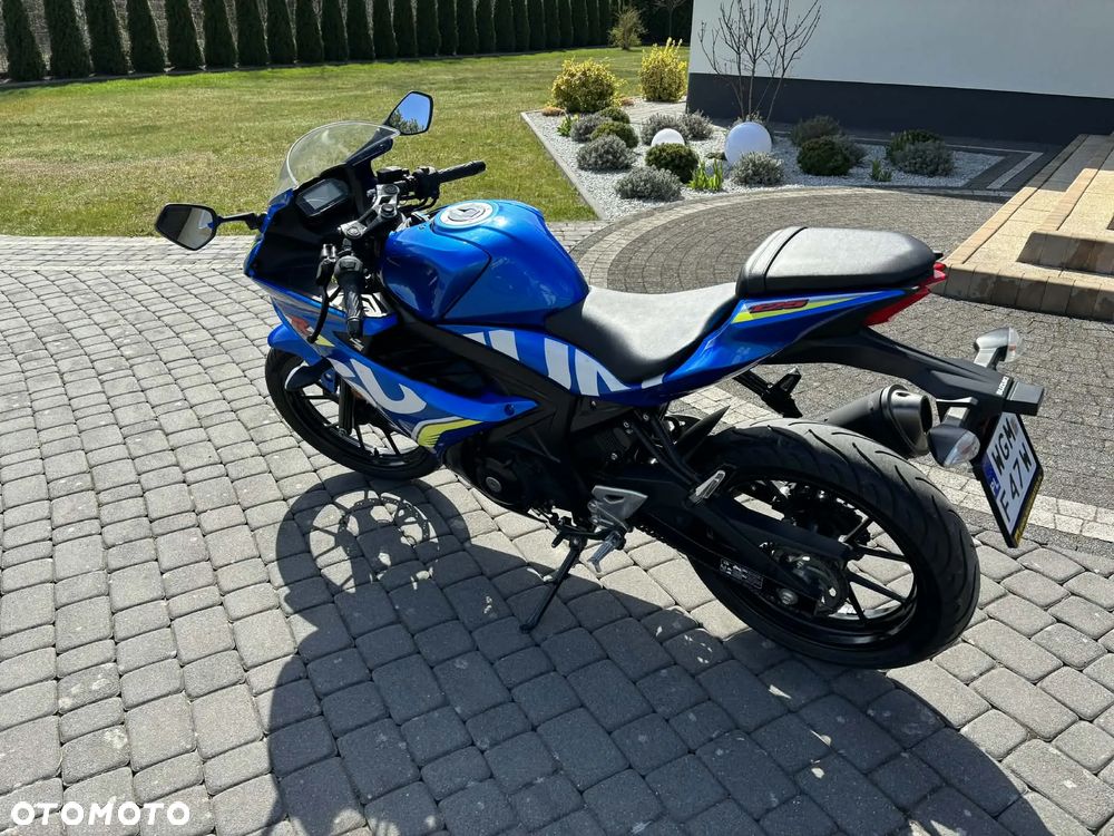 Suzuki GSX-R - 2