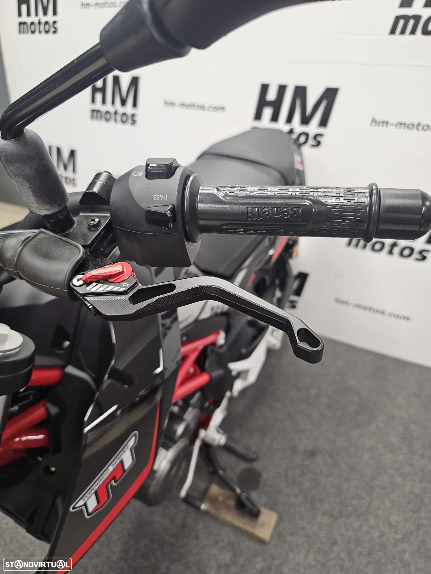 Benelli TNT -18 MESES DE GARANTIA - 5