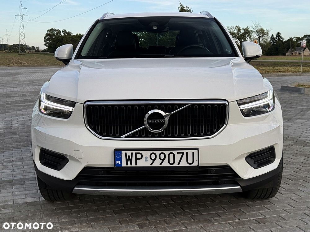 Volvo XC 40 D3 Momentum Pro - 4
