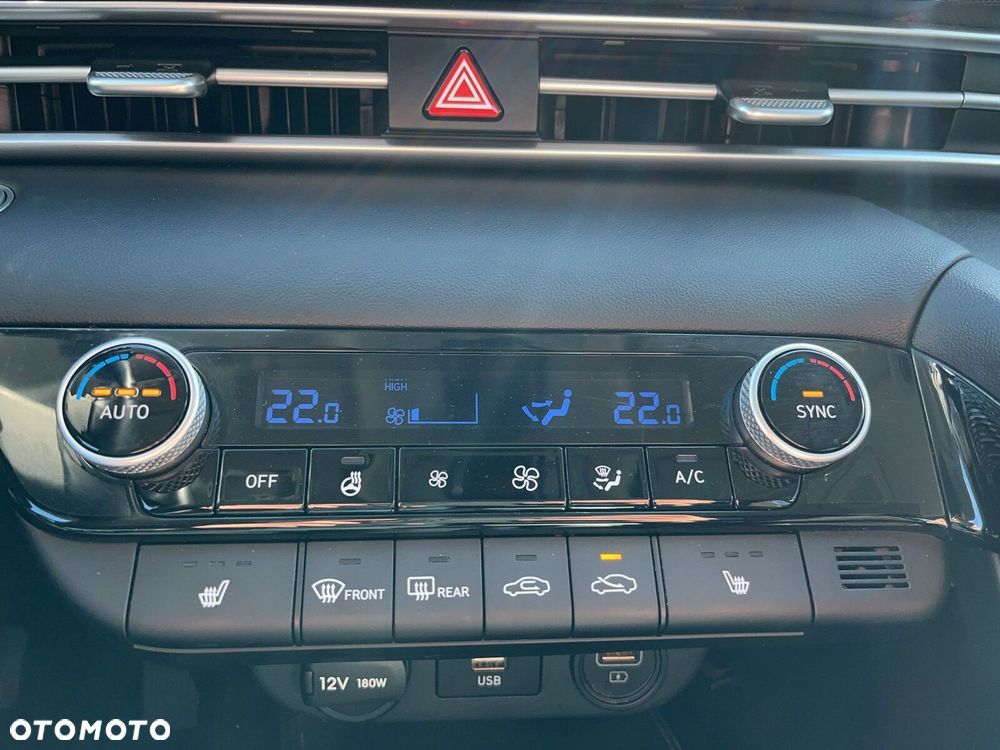 Hyundai Elantra 1.6 Smart CVT - 29