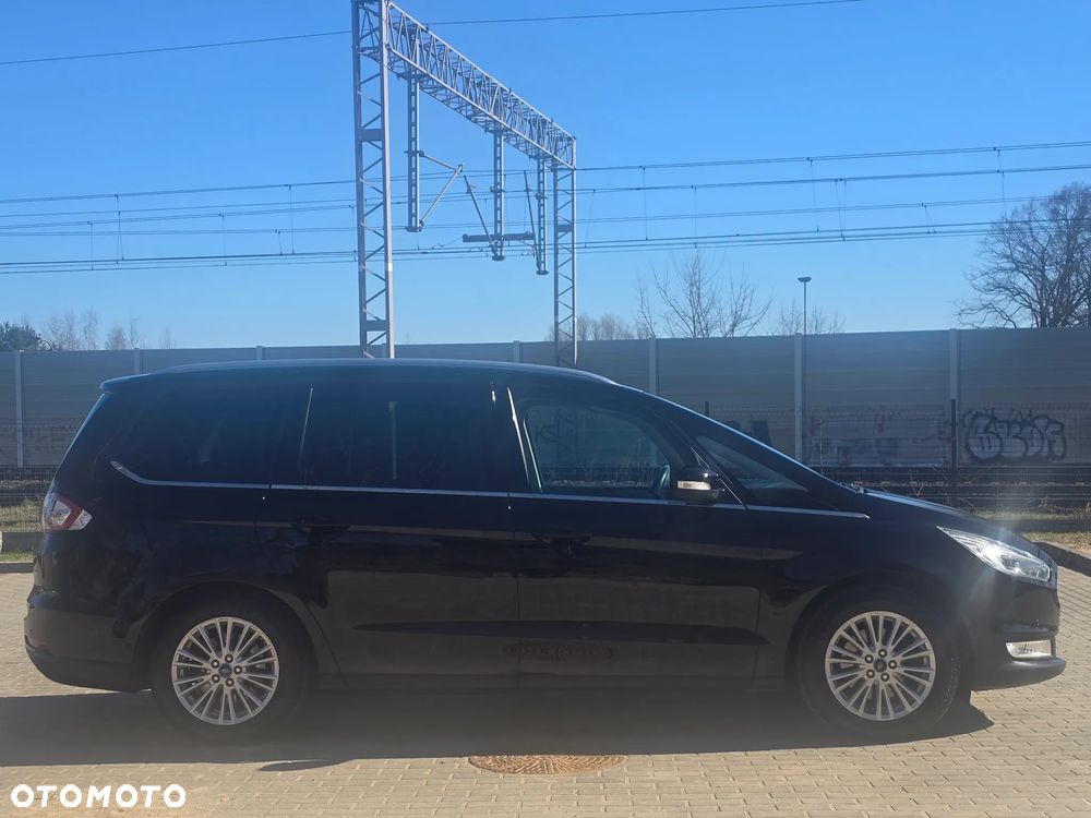 Ford Galaxy - 11