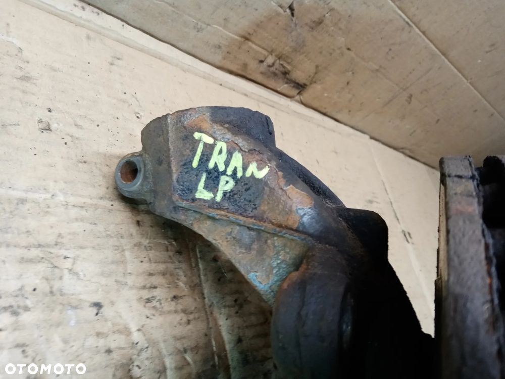 Zwrotnica piasta lewy przód Ford Transit MK7 2.2 TDCI - 10