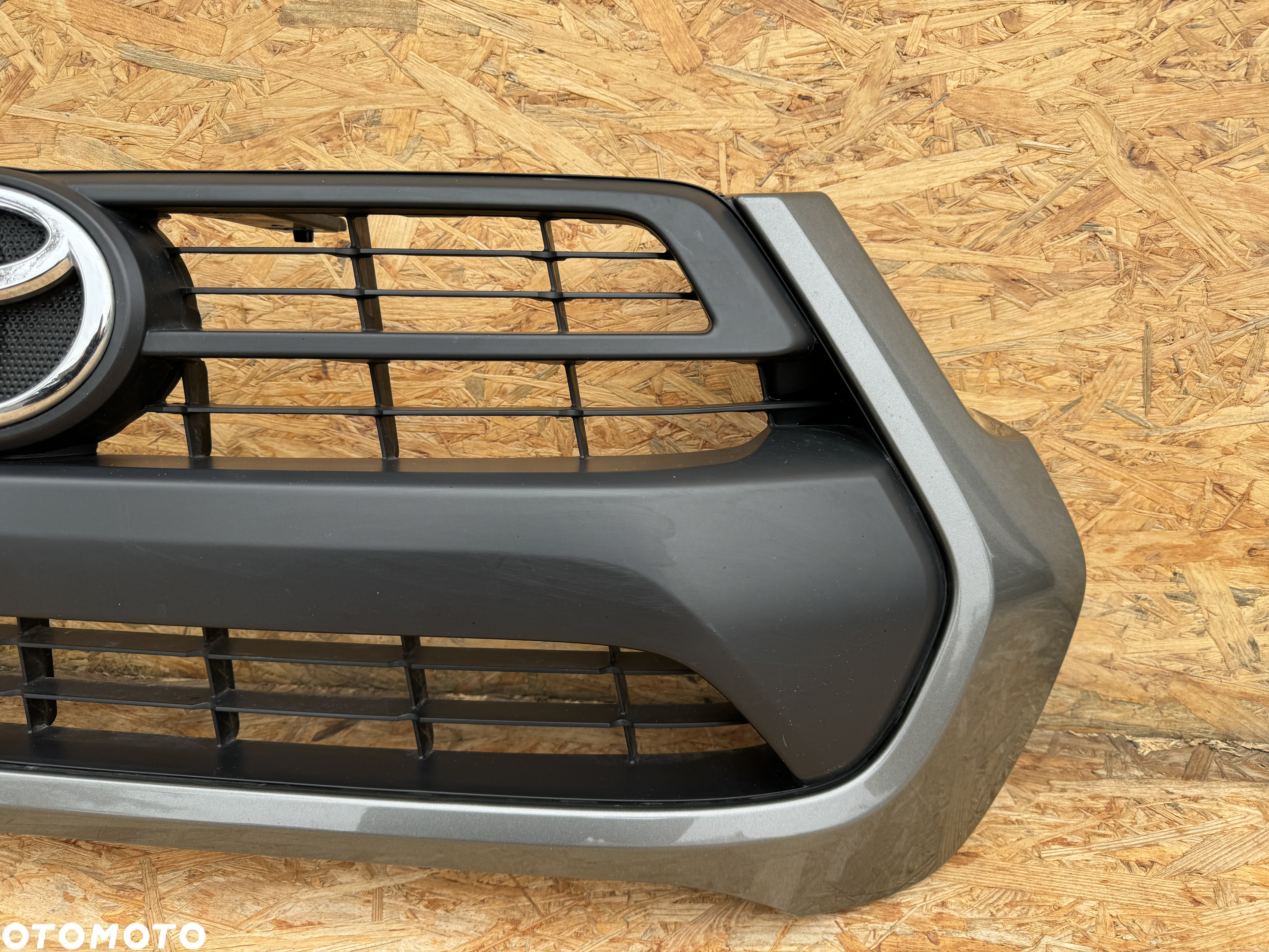 GRILL ATRAPA CHŁODNICY TOYOTA HILUX VIII 8 LIFT IX 9 20+ 53100-0KJ80 75310-0K010 ORYGINAŁ - 2