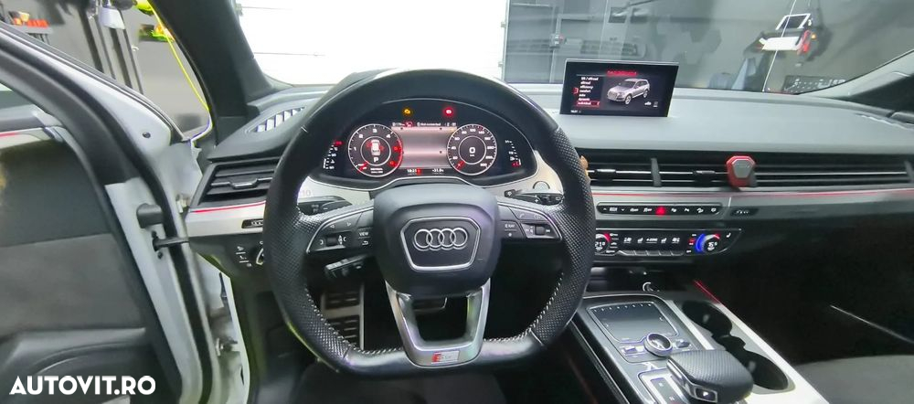 Audi Q7 3.0 ultra TDI Quattro Tiptronic - 9