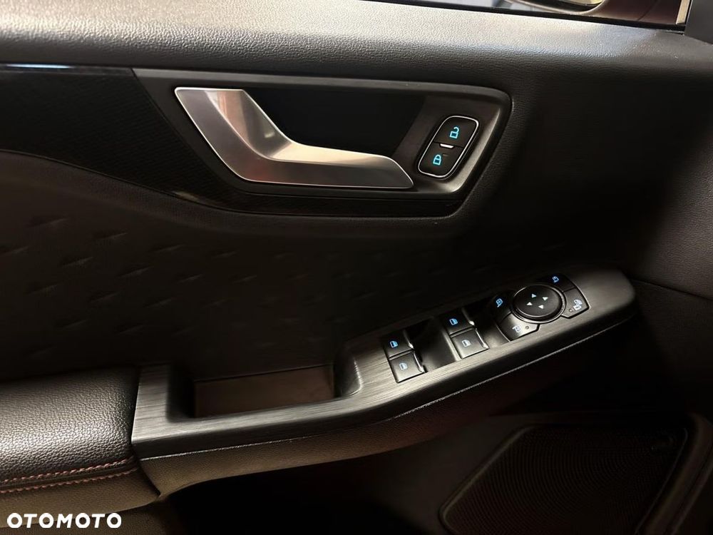 Ford Kuga 2.5P PHEV FWD ST-Line - 20