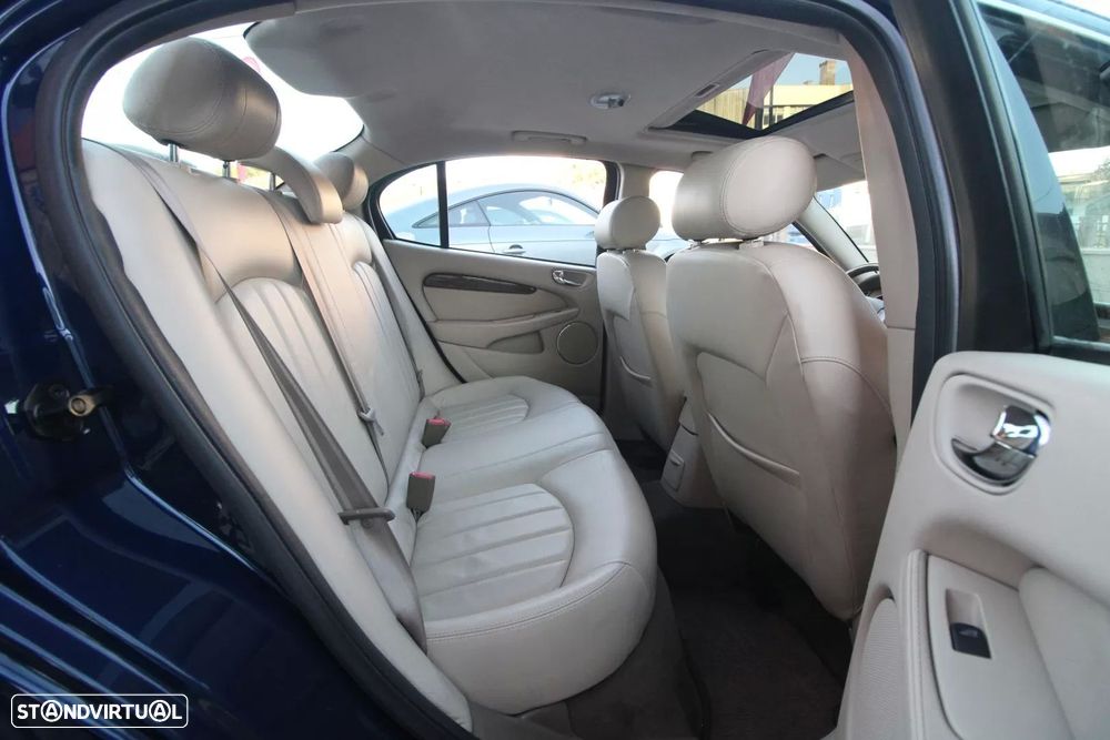 Jaguar X-Type - 28