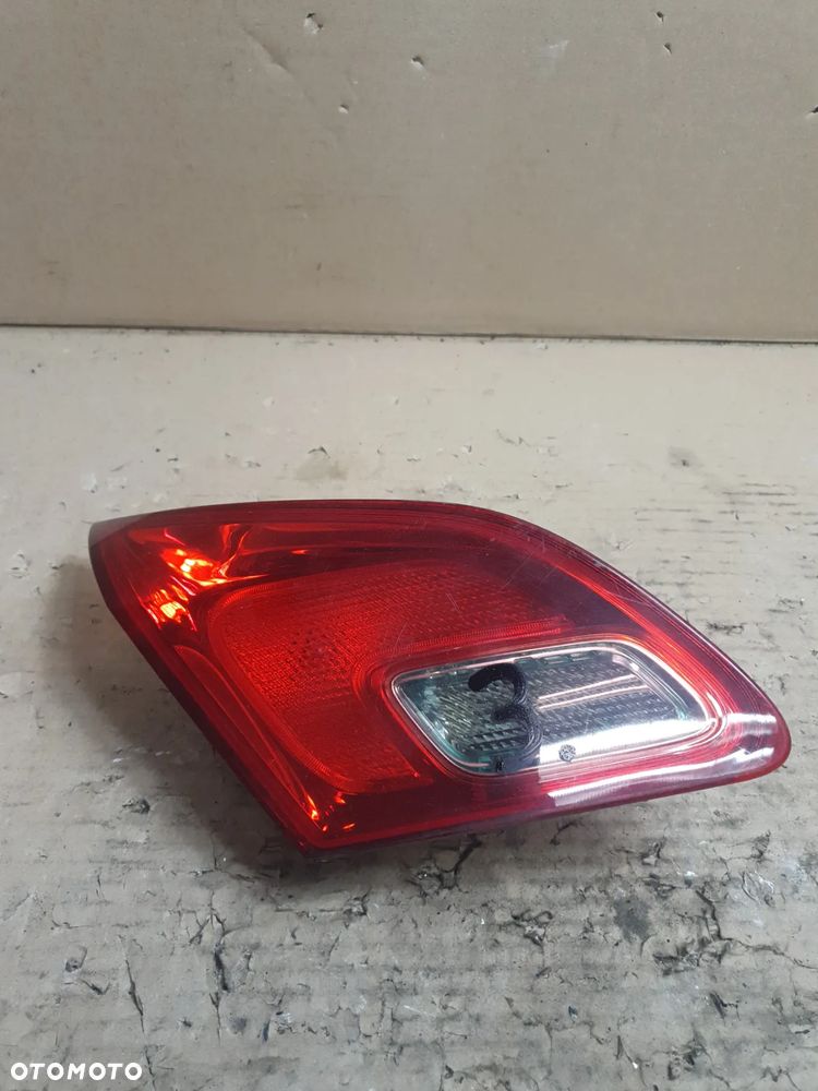 #LAMPA TYLNA LEWA OPEL ASTRA J - 1
