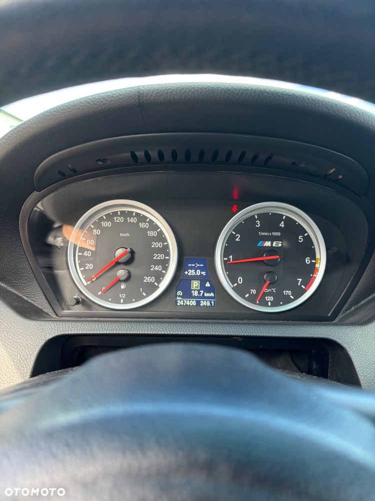 BMW Seria 6 650 i - 10