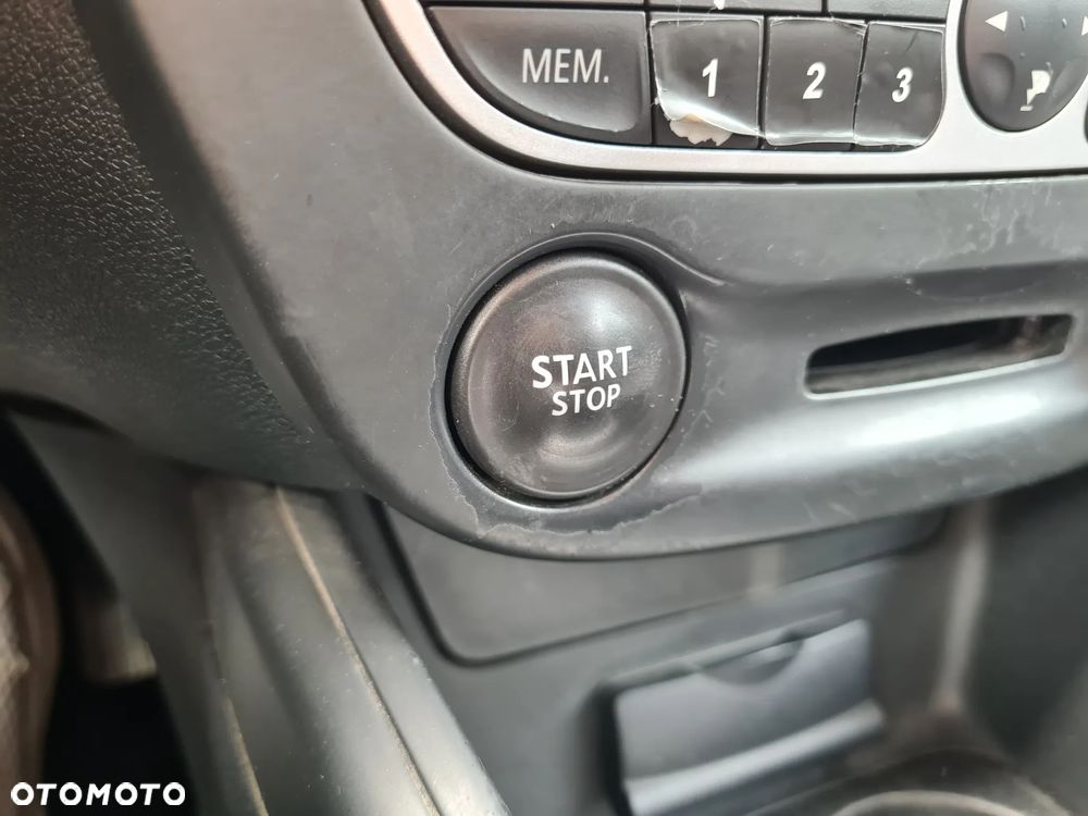 Renault Megane - 40